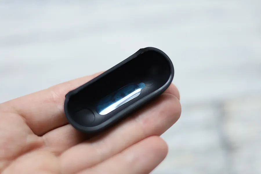 AirPods 第3世代 ESRケースの上蓋両面テープ