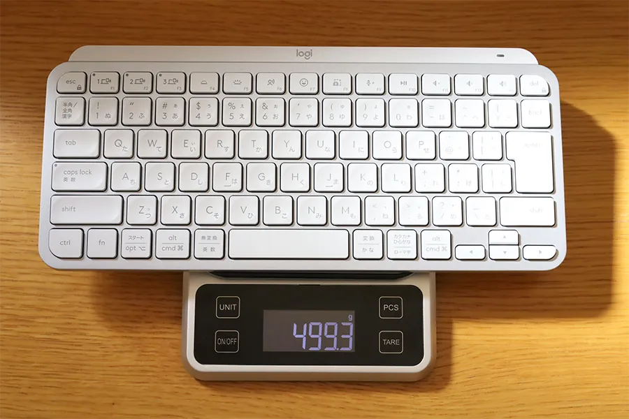 Logicool MxKeys Miniの重量は約500g