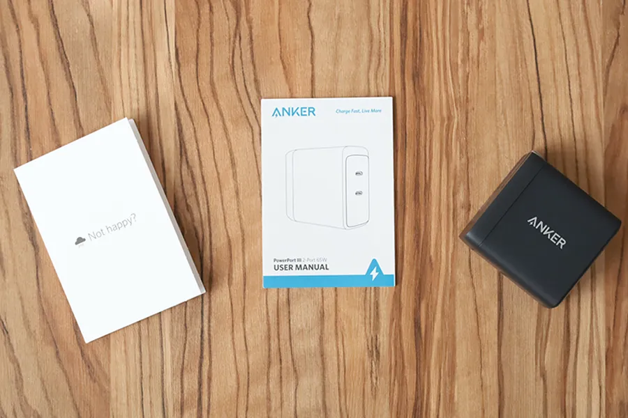 Anker PowerPort III 2-Port 65Wの内容物