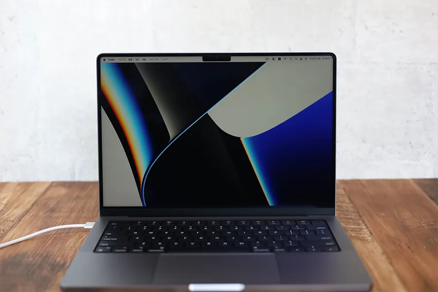 M1 ProチップMacBook Pro 14インチの画面暗い状態