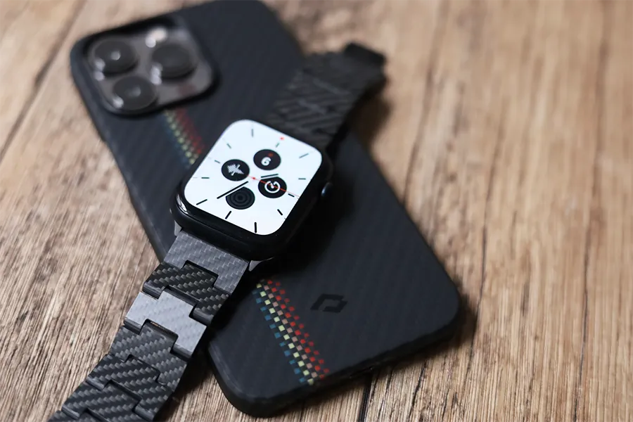 iPhone 13 Pro用 PITAKA MagEZ Case 2 アラミド繊維浮織とバンド