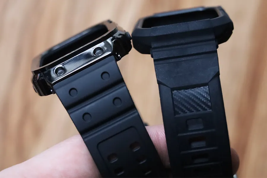 Apple Watchのamband ムービングフォートレスクラシックとSPIGENと側面比較