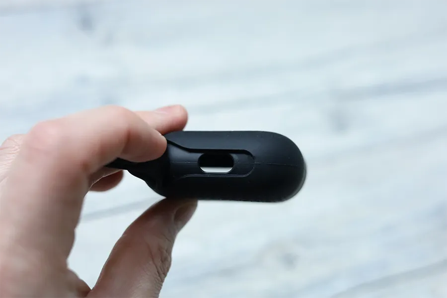 AirPods 3ケース Catalystのポート部分