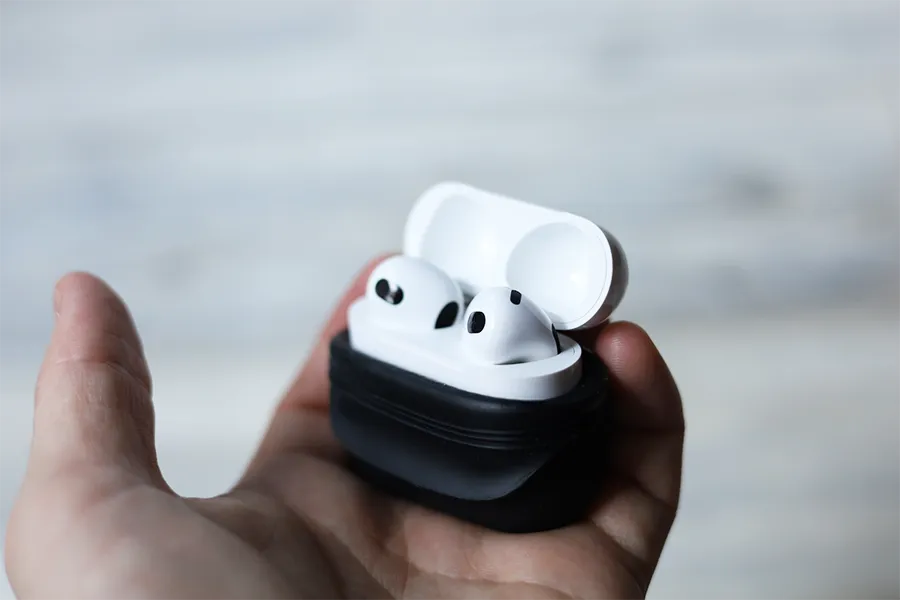 AirPods 3ケース Catalystのフタ録った状態