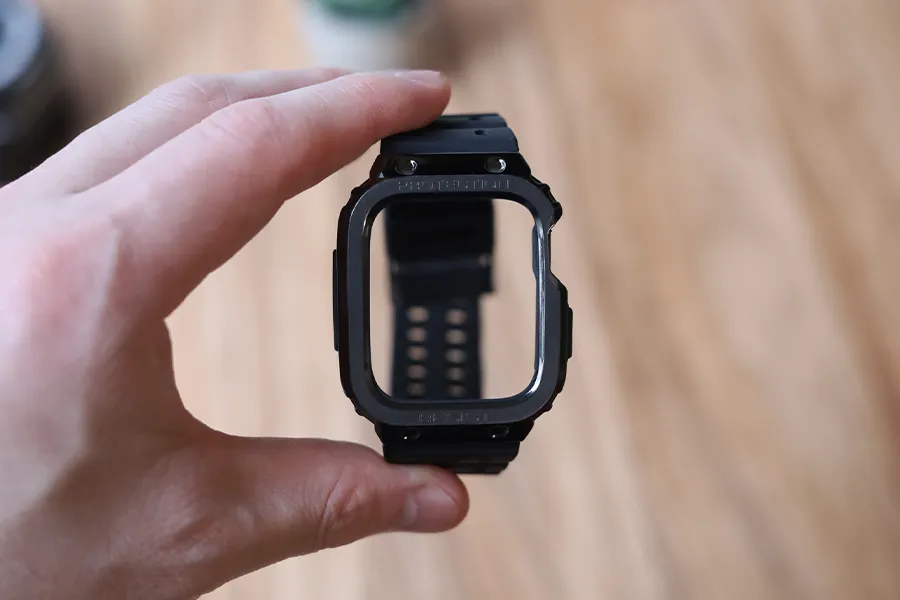 Apple Watchのamband ムービングフォートレスクラシックの前面