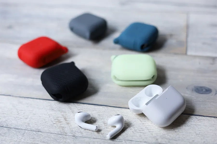 AirPods 3ケース Catalyst5色とAirPods3本体中身だした状態