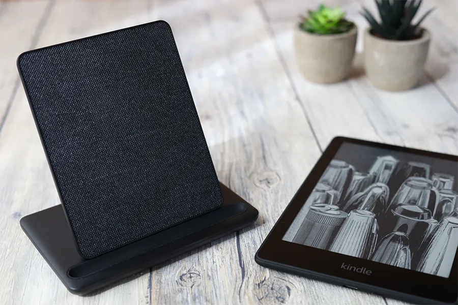 Kindle Paperwhite専用ワイヤレス充電器