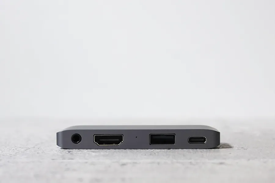 Satechi アルミニウム Type-C モバイル Proハブ ポート部分