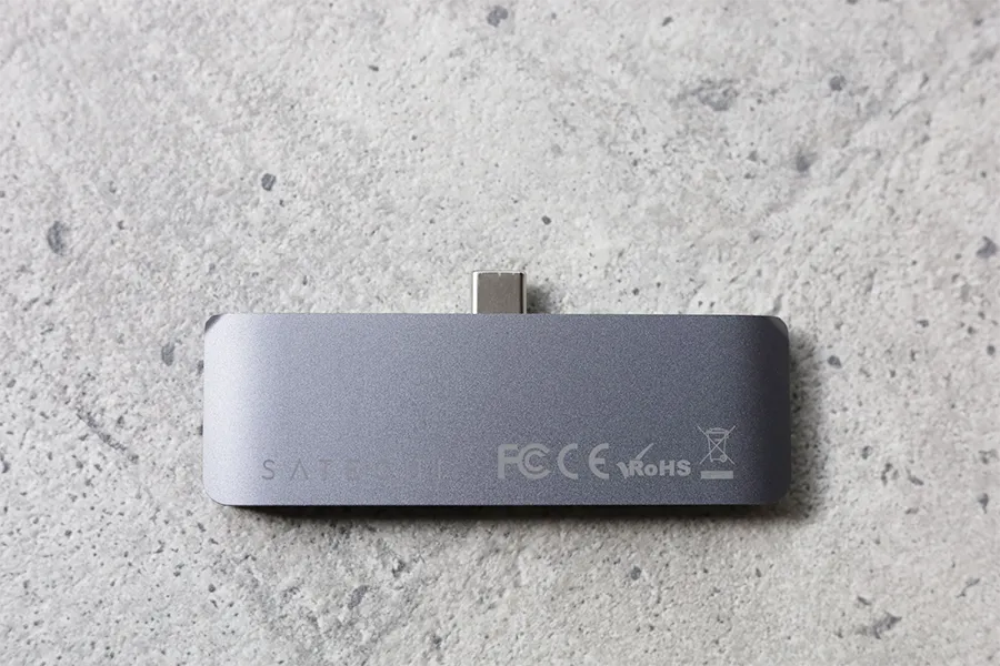 Satechi アルミニウム Type-C モバイル Proハブの裏面
