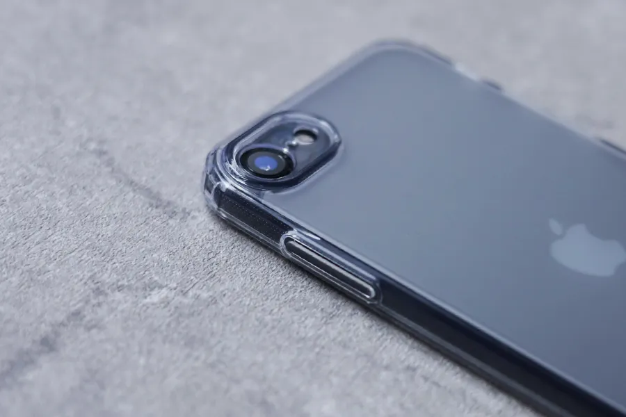 iPhone SE第3世代 NIMASOマットケース+iPhoneSE3の電源ボタン側