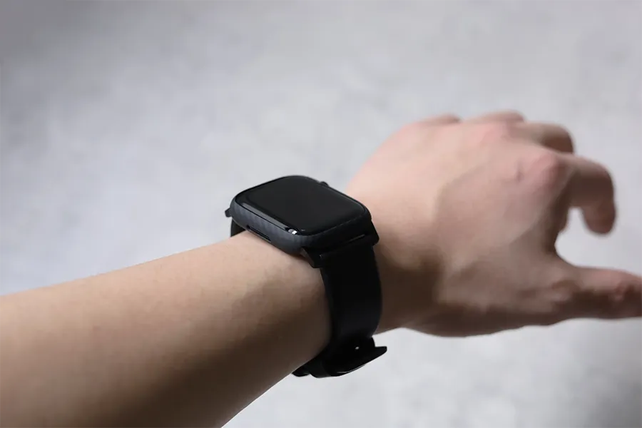 PITAKA Air Case for AppleWatchレザーバンドの装着感