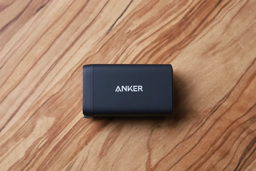 Anker PowerPort III 3-Port 65W Pod のデザイン