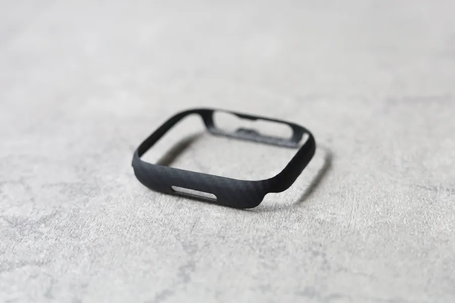 PITAKA Air Case for AppleWatch本体のサウンド側