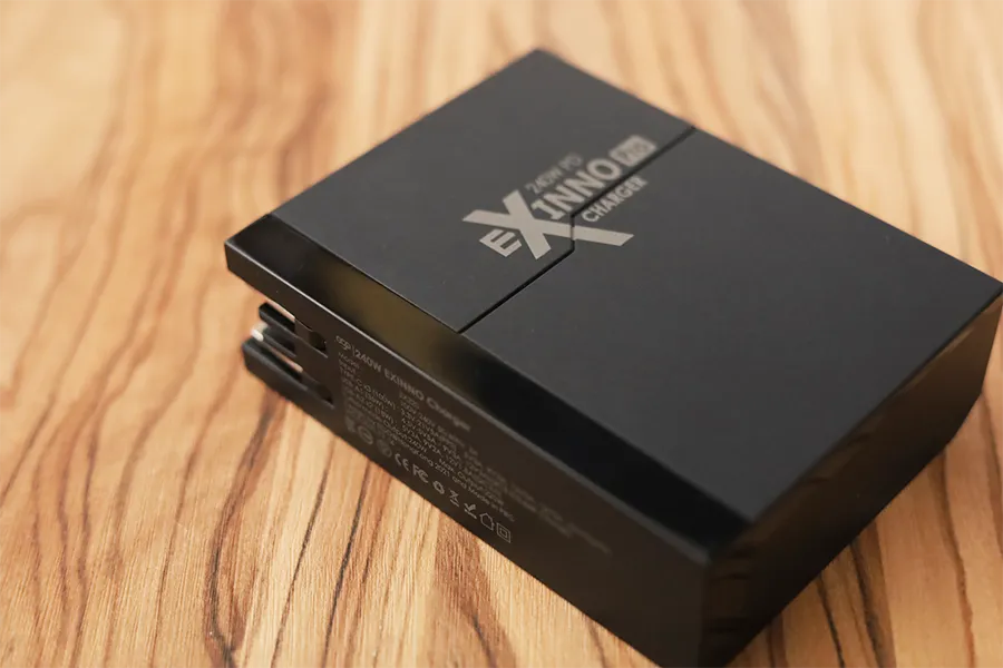 EXINNO 240Wのプラグ収納時