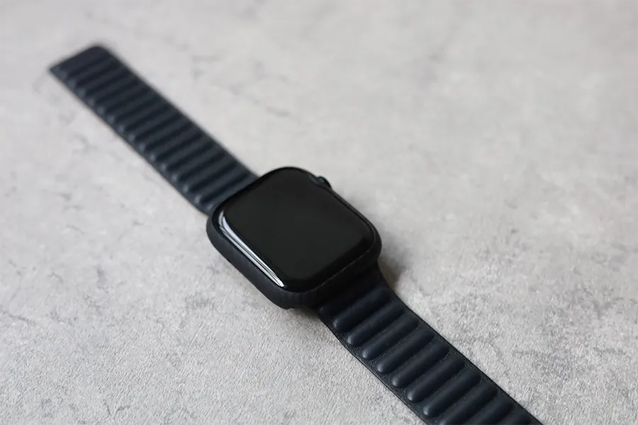 PITAKA Air Case for AppleWatchとレザーループ