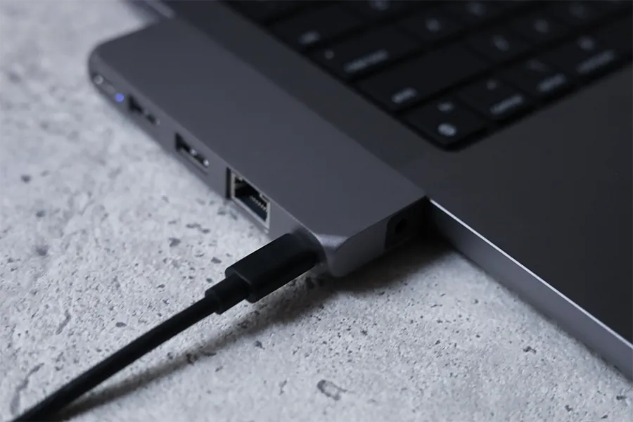 Satechi USB-C PRO ハブ ミニのtype-C