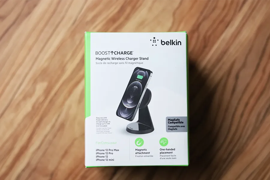 Belkin MagSafe対応 磁気ワイヤレス充電スタンドパッケージ