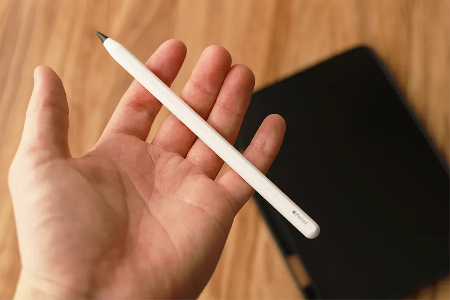 MOFT SnapタブレットケースにApple Pencil収納する
