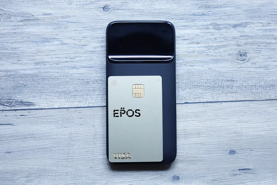 Baseus モバイルバッテリー ワイヤレス マグネット式とクレカ