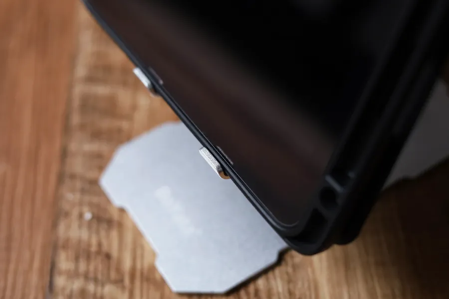 boyataスタンド iPad用にiPad Airとケースを入れた状態