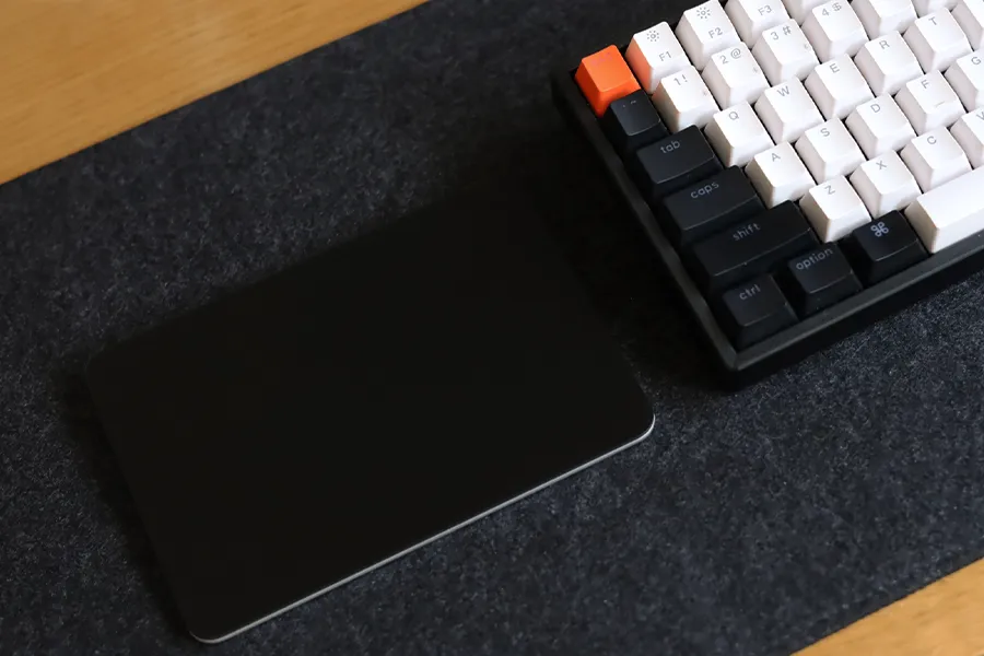 Magic Trackpadとキーボード