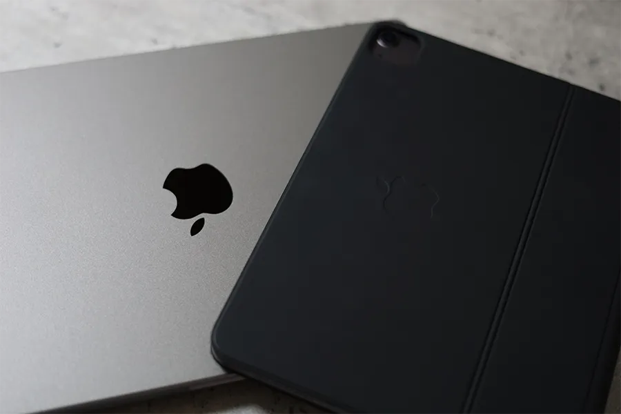 Magic KeyboardとMacBookはどっちがいいの