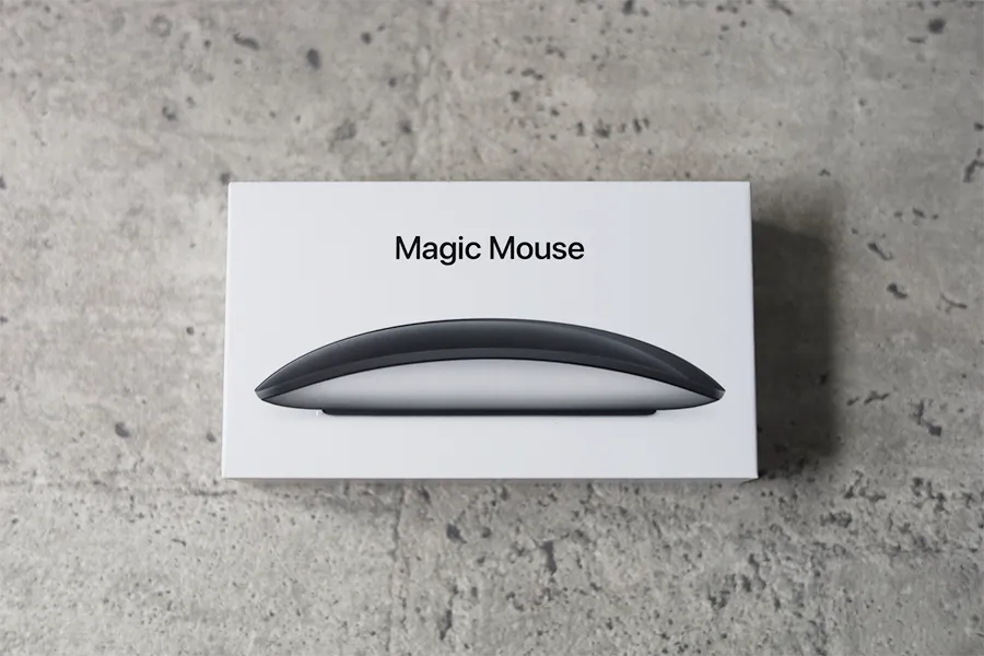 Magic Mouse 2 ブラックの外箱