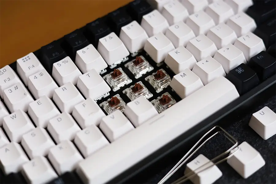 Keychron K2(Hot-swappable)のキーキャップとキースイッチの交換