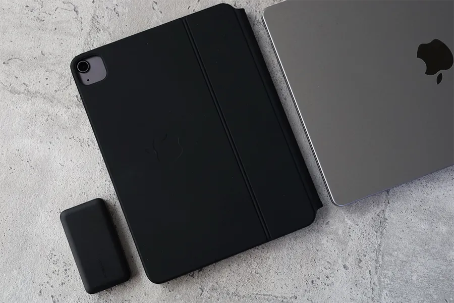 MATECH Sonicharge Flat 65W MacBookとiPadを充電