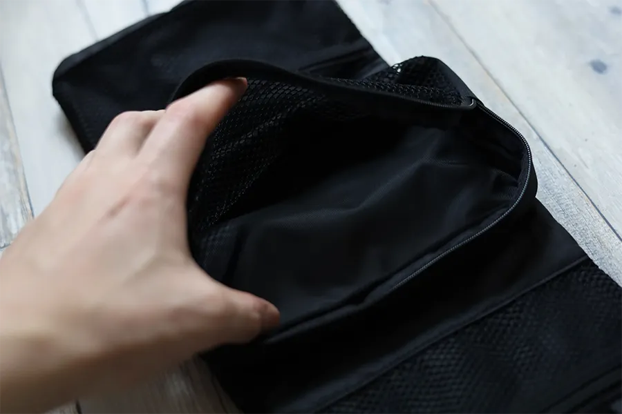無印良品 ポリエステル吊して使える洗面用具ケース中段ポケット