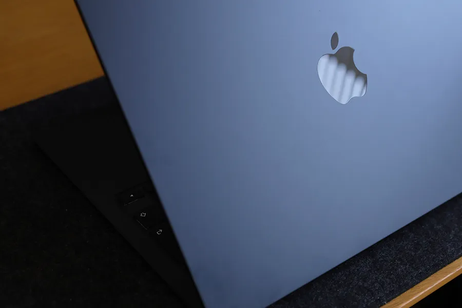 MacBook 初売り