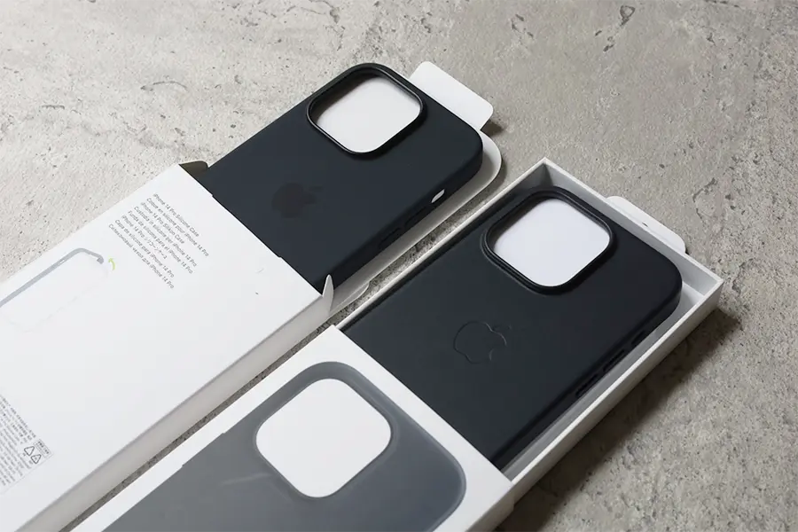 iPhone 14 pro シリコンケースのパッケージ