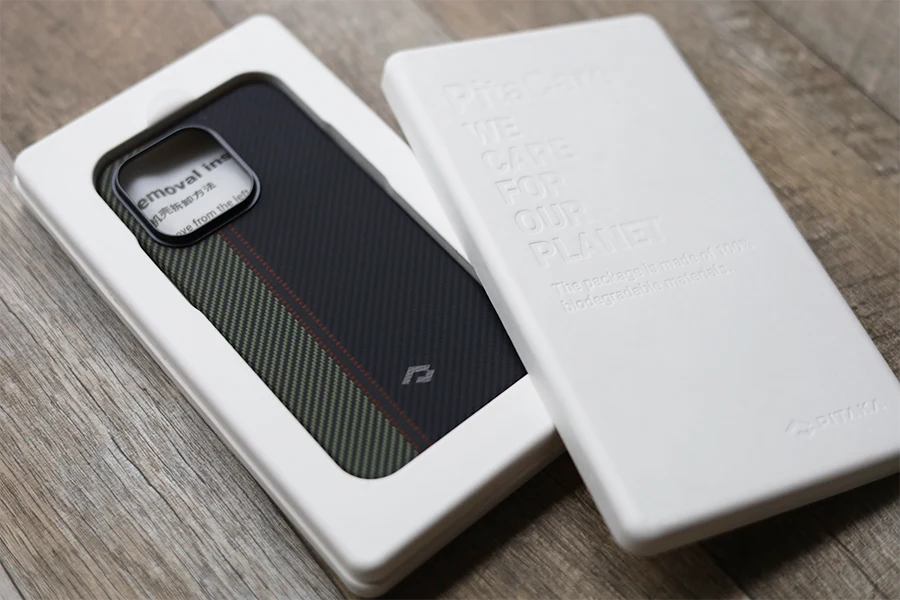 iPhone14 Pro用PITAKA MagEZ Case 3 序曲_ラプソディのケース本体外箱