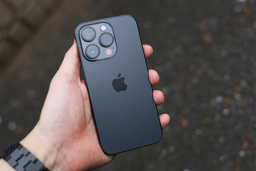 iPhone 14 Proの重量は２００ｇ越え (1)