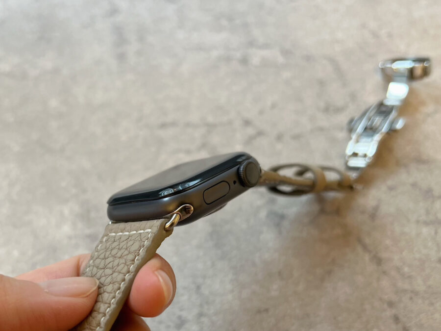 EPONAS(エポナス)Apple Watch用レザーバンドをアップルウォッチスペースグレイに合わせてみたところ