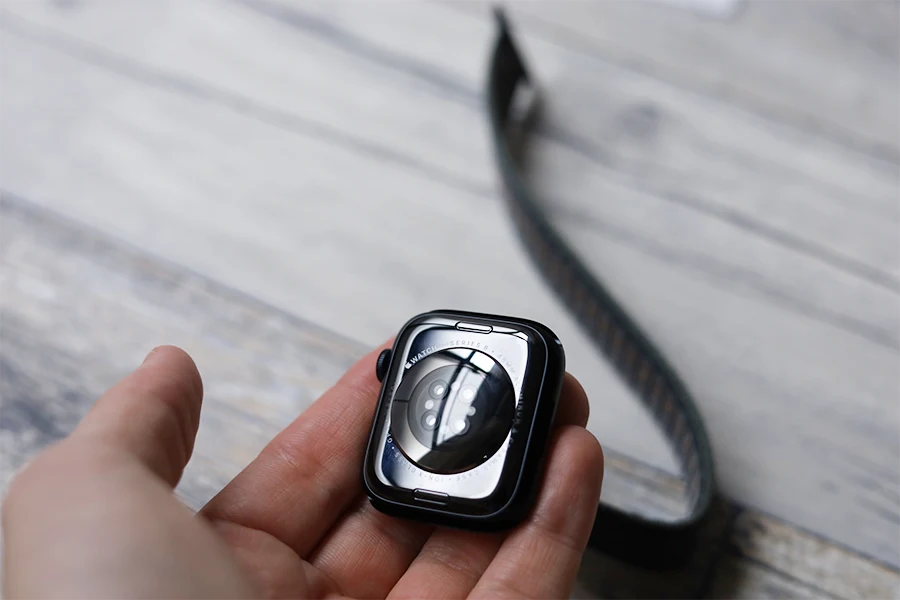 バンドとってApple Watchのみ