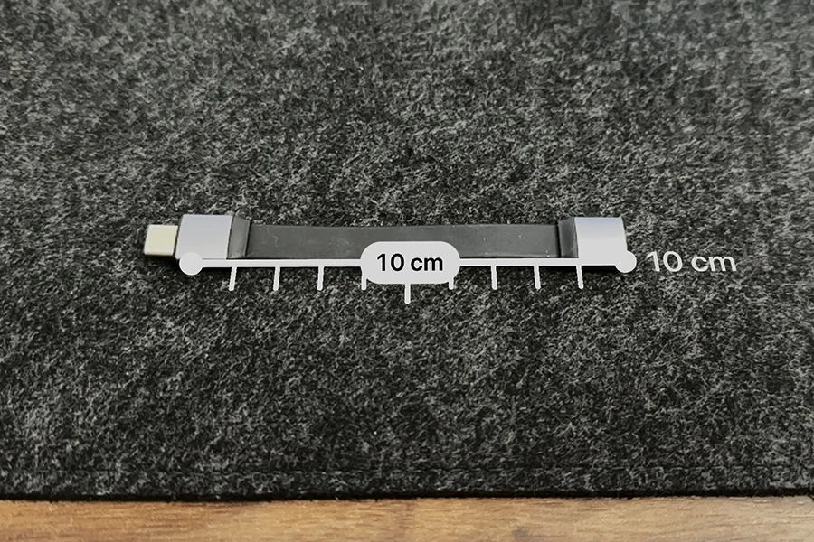 satechi USB-C MOBILE PRO SD10センチ