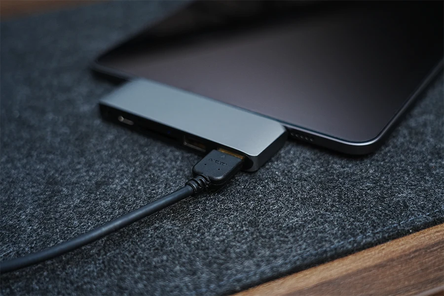 satechi USB-C MOBILE PRO SD HDMI