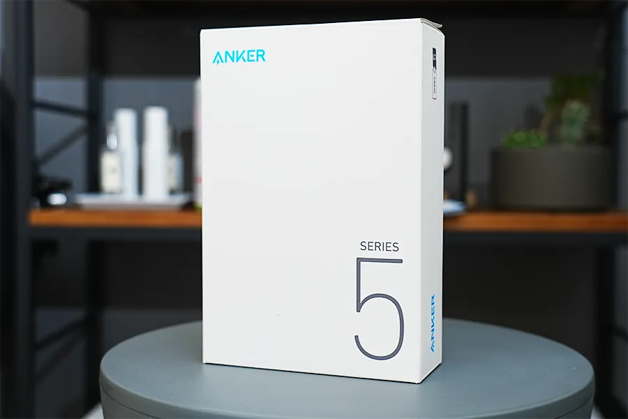 Anker 525 Charging Station の外箱