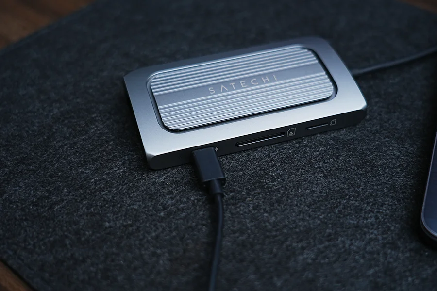 Satechi USB4 マルチ USBCハブ 9in1 HDMIのUSB-C100W充電