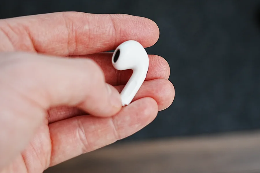 AirPods 3の持った感じ