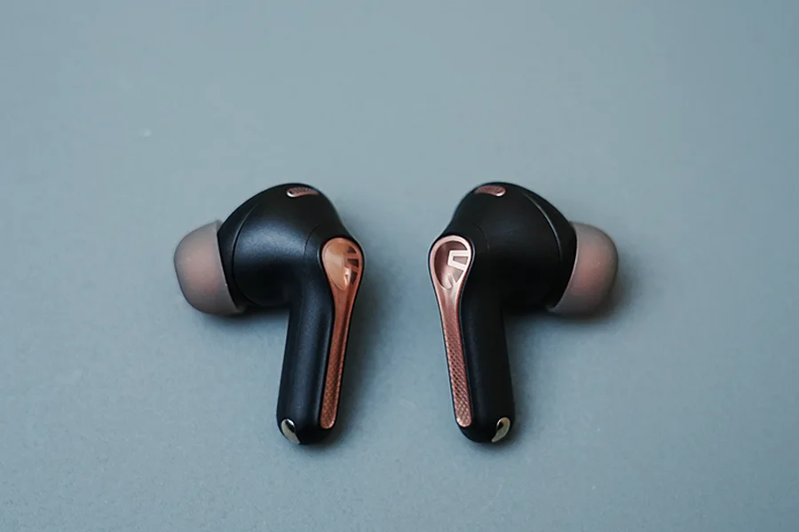 SOUNDPEATS Capsule3 Proの外側ボタン