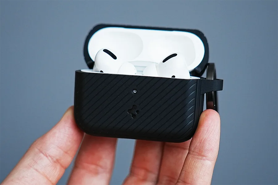 AirPods Pro 第2世代に装着して蓋あいた状態