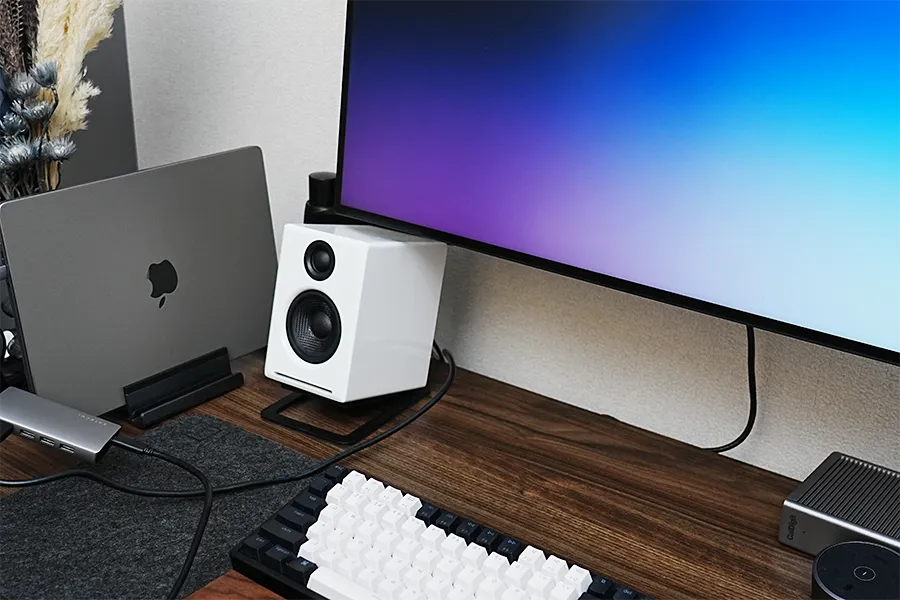 Satechi V2 マルチ USB-C ハブ 8-in-1はで4Kモニター出力