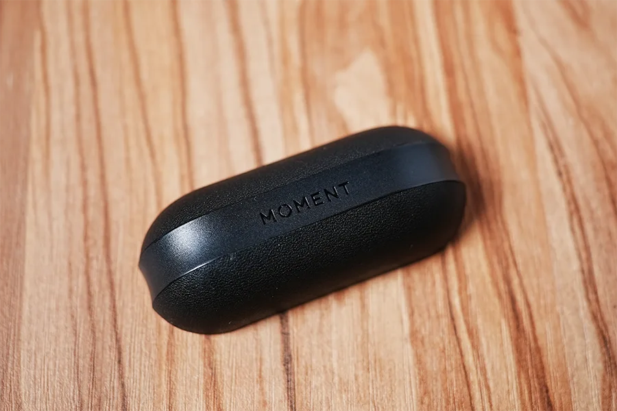Moment AirPods Pro caseのロゴ