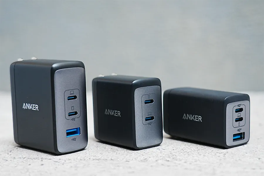 Anker 736 charger(Nano Ⅱ 100W)ポート部分 充電器比較