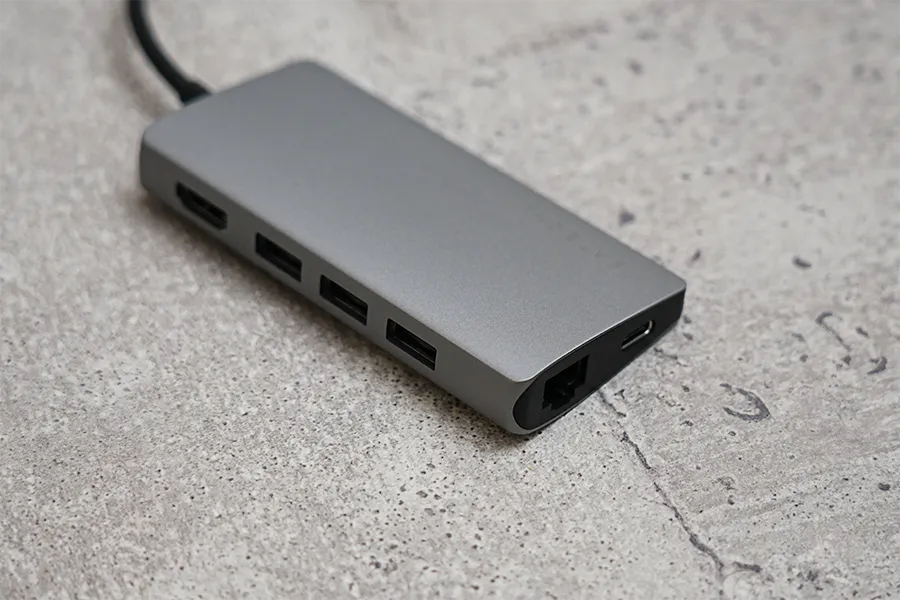 Satechi V2 マルチ USB-C ハブ 8-in-1はSatechi V2 マルチ USB-C ハブ 8-in-1ポート