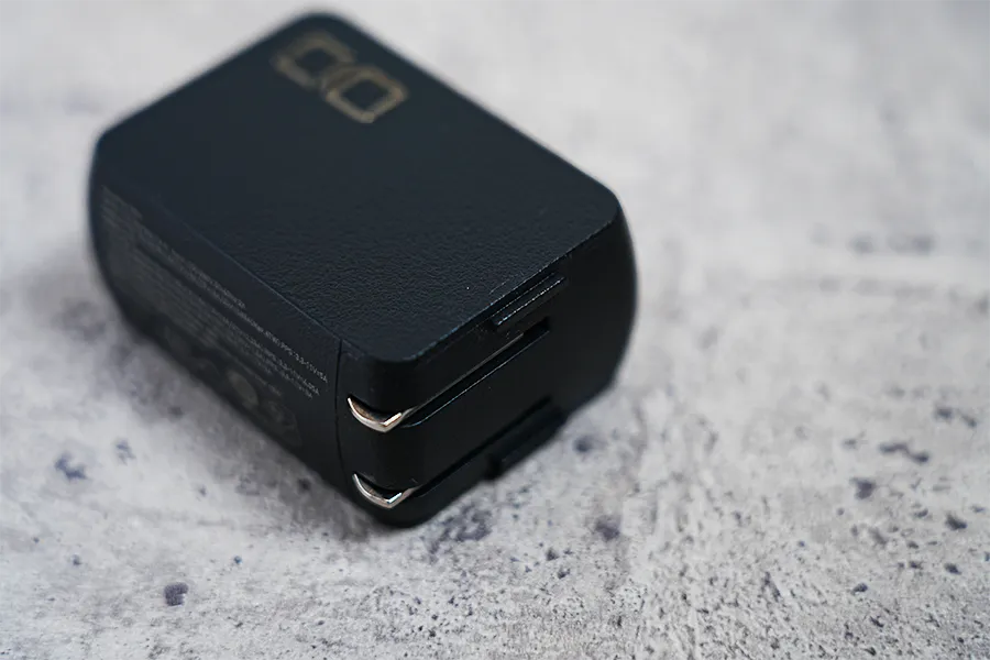 CIO NovaPort TRIO 65Wのプラグ収納部分
