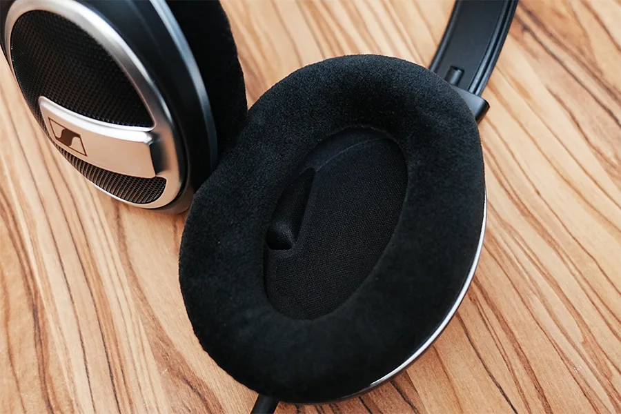 ゼンハイザーHD 599 SEのパッド部分