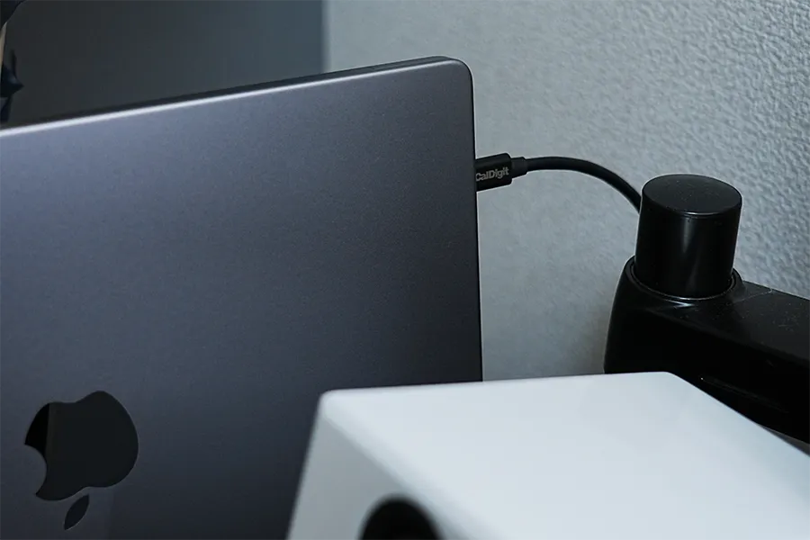 USB-C一本で外部モニター出力